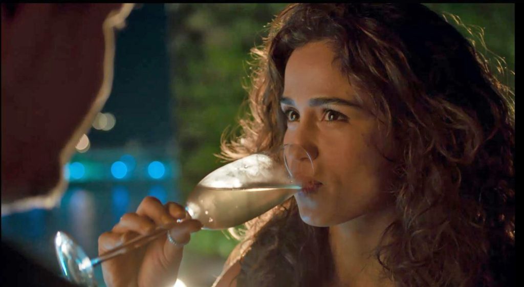 Érica (Nanda Costa) em Amor de Mãe
