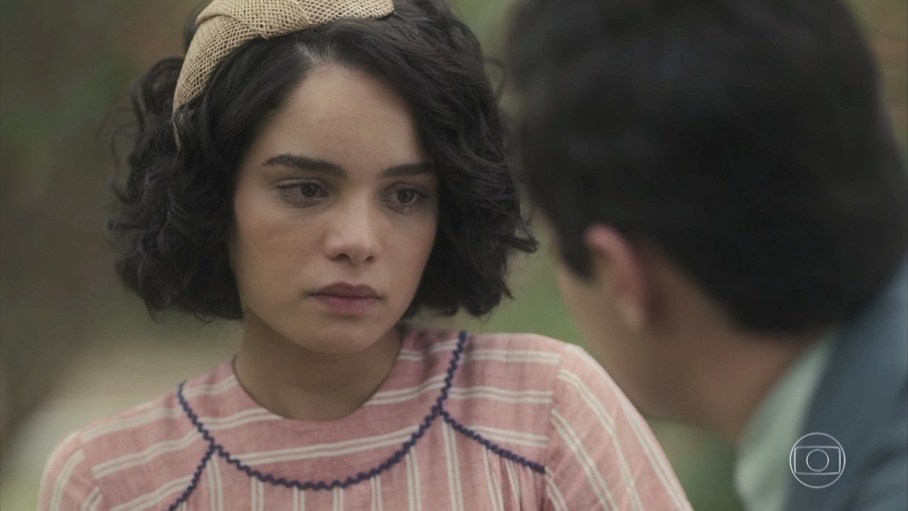Inês (Carol Macedo) em Éramos Seis