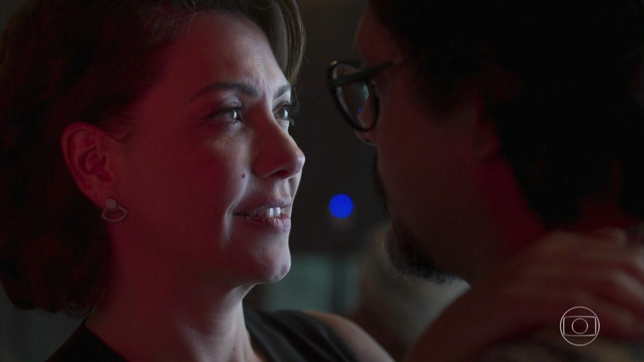 Nana (Fabiula Nascimento) e Mario (Lúcio Mauro Filho) em Bom Sucesso