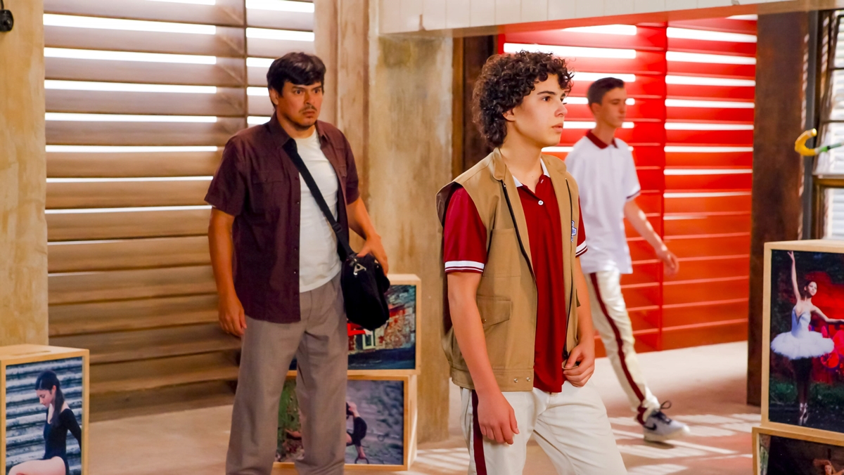 Pai de João reaparece em As Aventuras de Poliana (Divulgação: SBT)