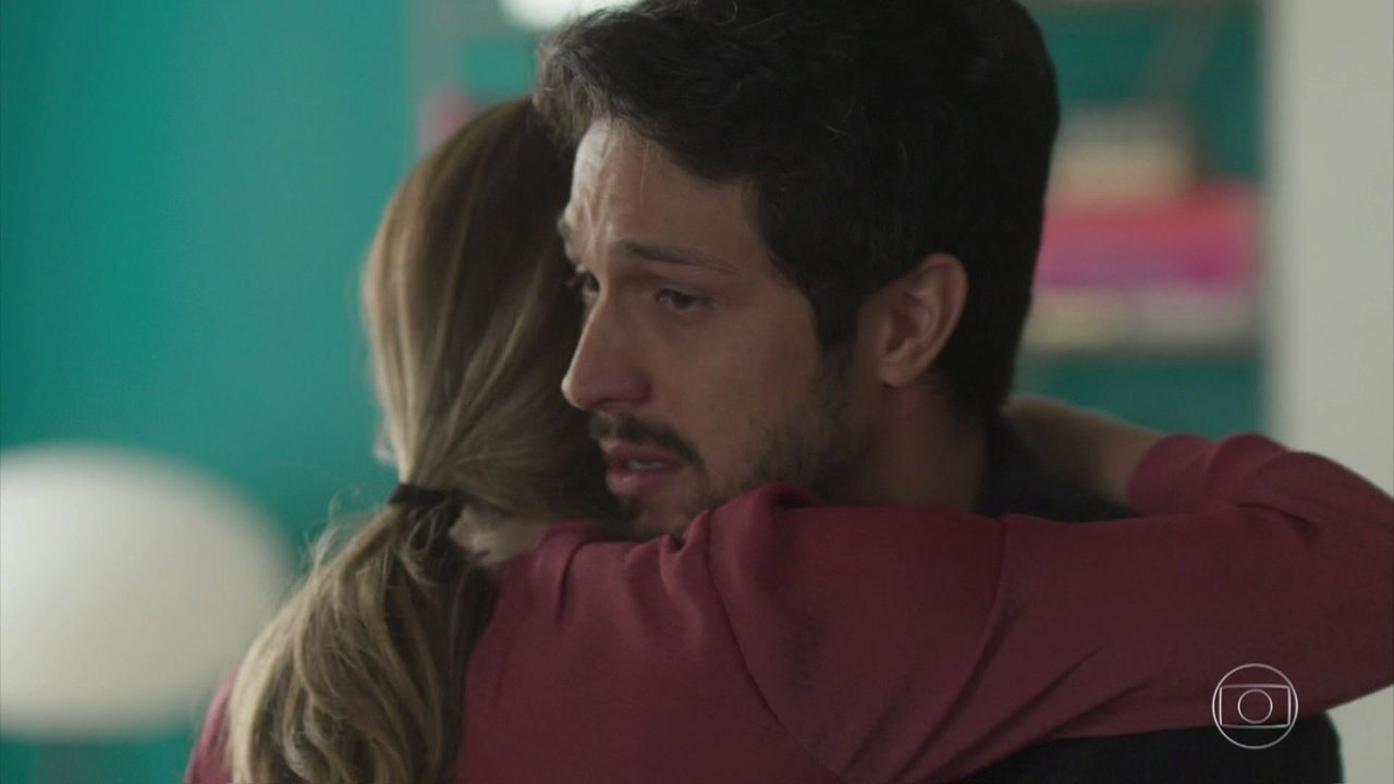 Paloma (Grazi Massafera) e Marcos (Rômulo Estrela) em Bom Sucesso