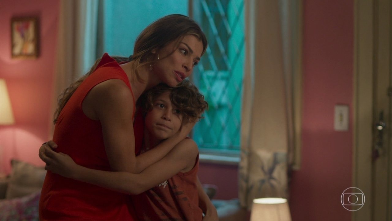 Paloma (Grazi Massafera) e Peter (João Bravo) em Bom Sucesso