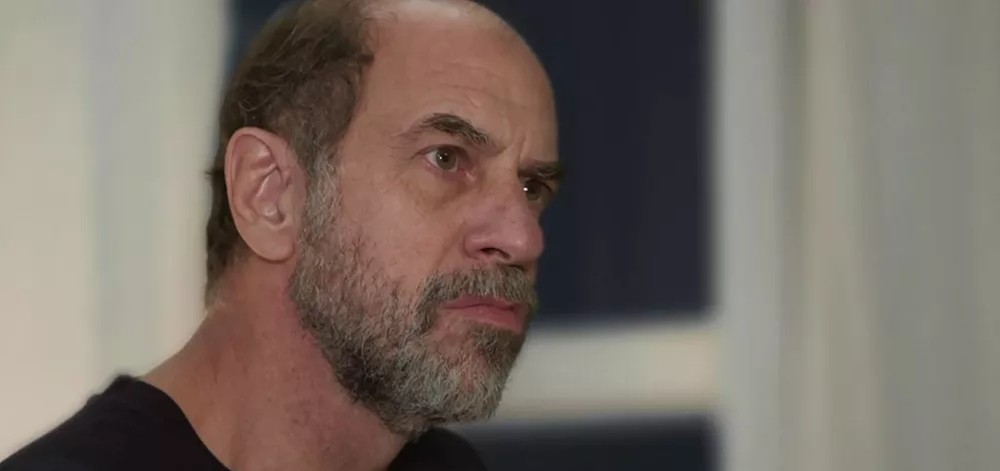 Roberto Bomtempo como Max em Malhação: Toda Forma de Amar (Divulgação / Globo)