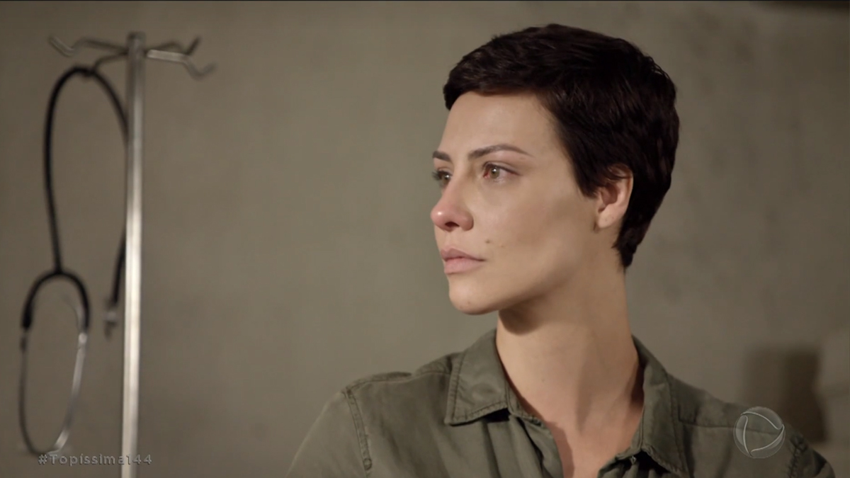 Sophia (Camila Rodrigues) em Topíssima