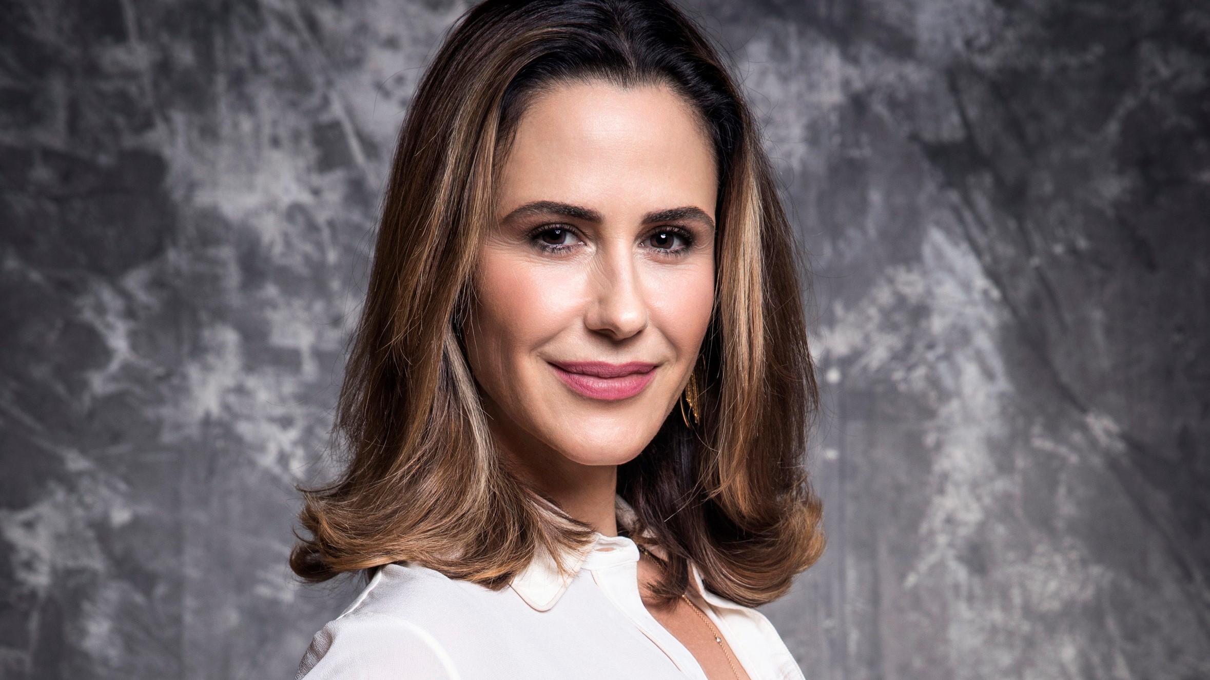 Dominique (Guilhermina Guinle) em Salve-se Quem Puder