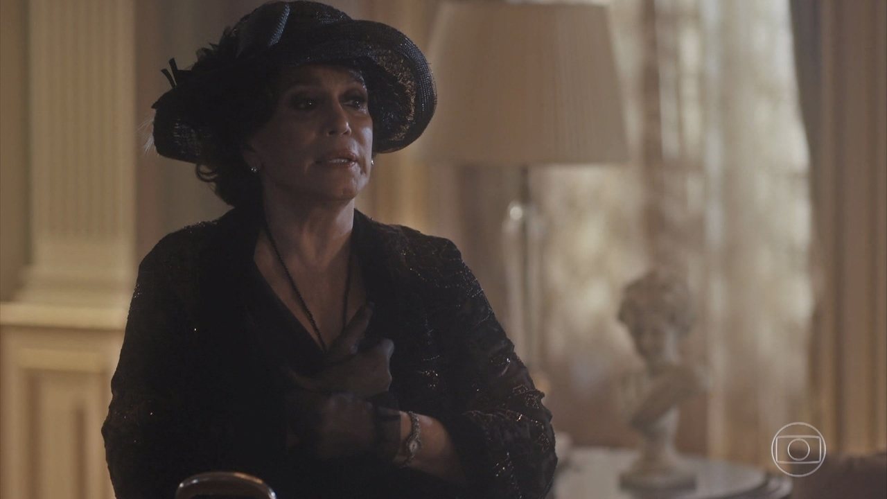 Emília (Susana Vieira) em Éramos Seis