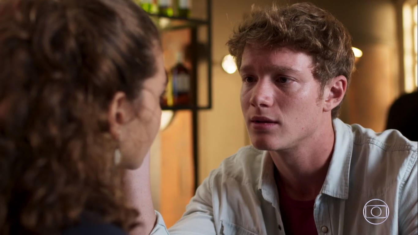 Filipe (Pedro Novaes) e Rita (Alanis Guillen) de Malhação - Toda Forma de Amar