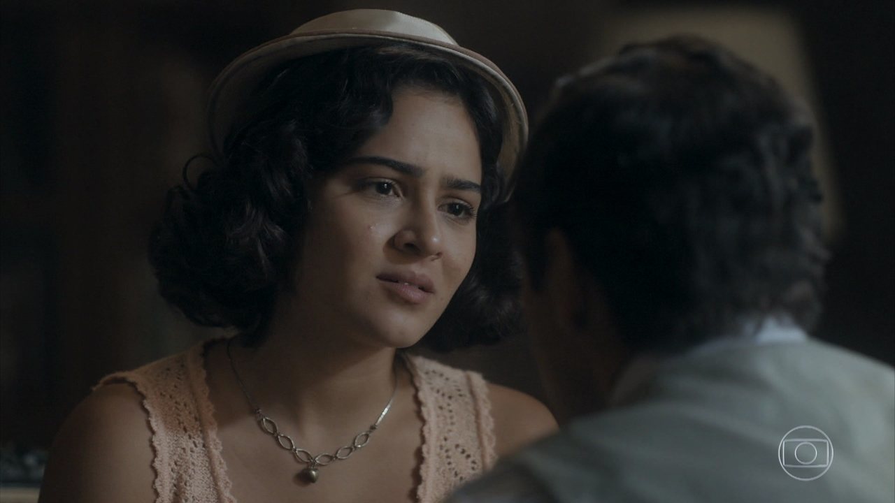 Isabel (Giullia Buscacio) em Éramos Seis