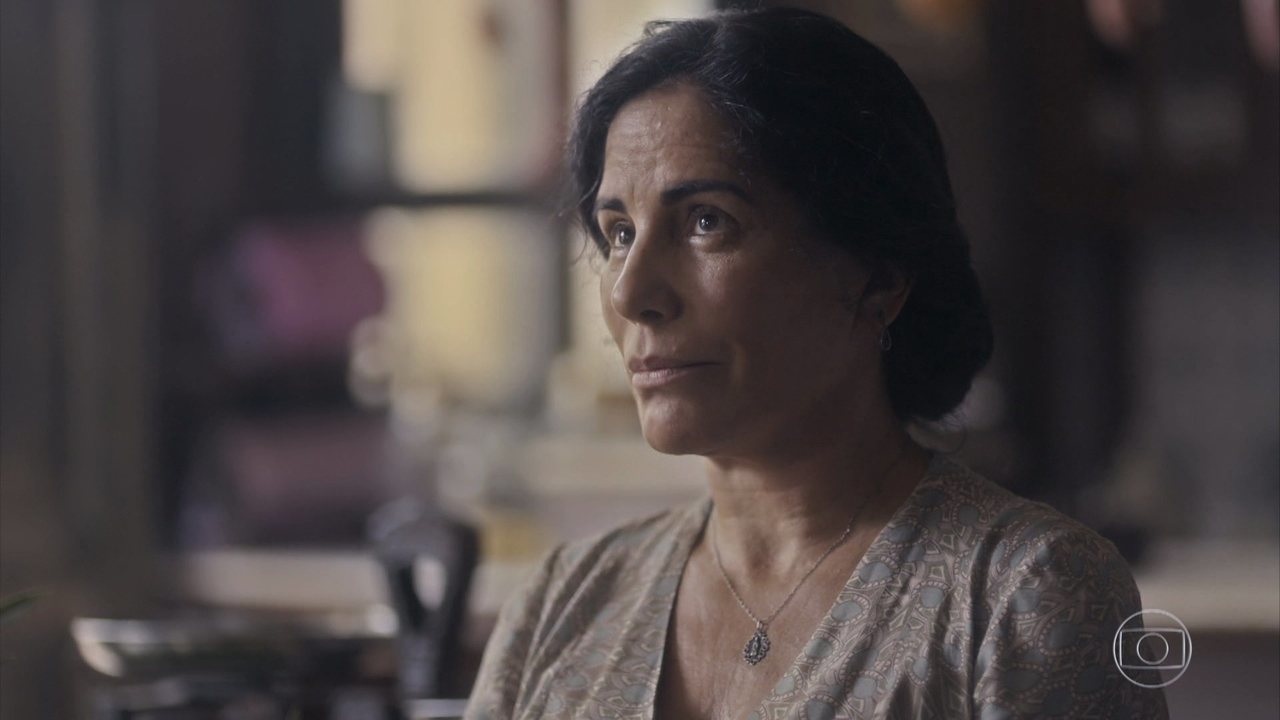 Lola (Gloria Pires) em Éramos Seis