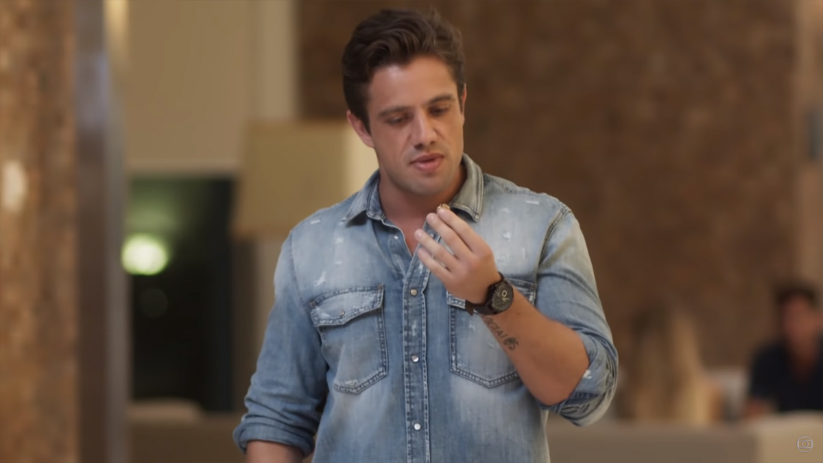 Renzo (Rafael Cardoso) em Salve-se Quem Puder