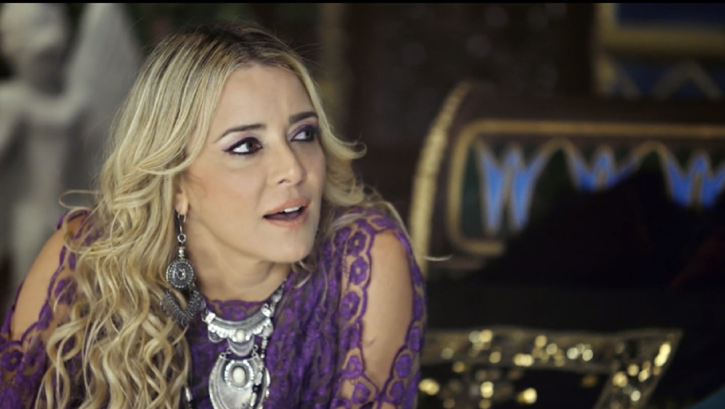 Christine Fernandes é Sammu-Ramat em O RIco e Lázaro
