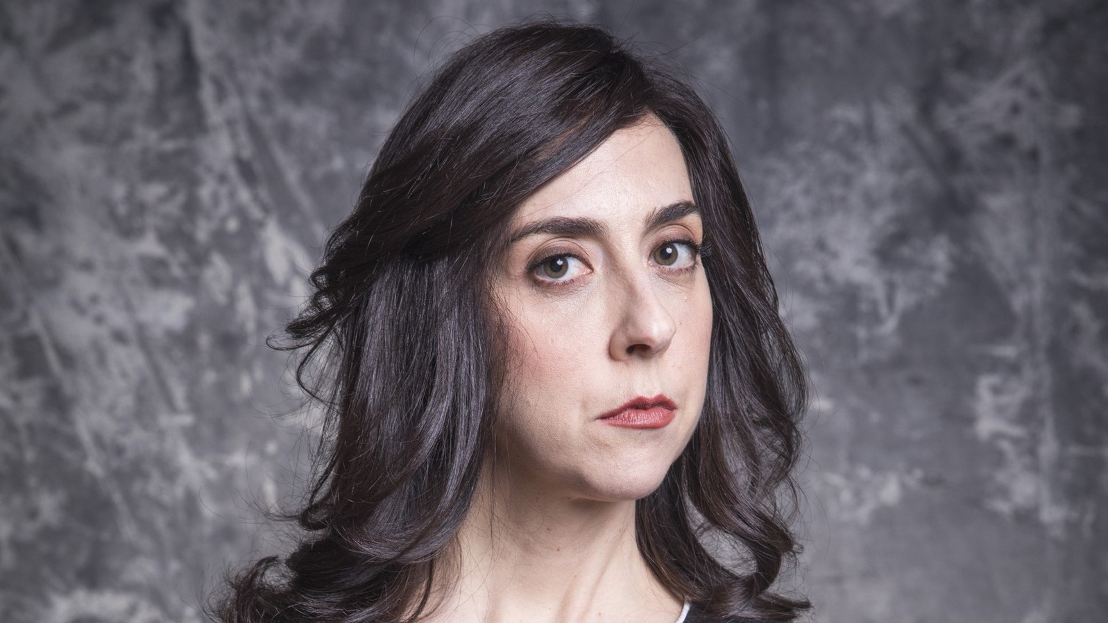 Verônica (Marianna Armellini) em Salve-Se Quem Puder