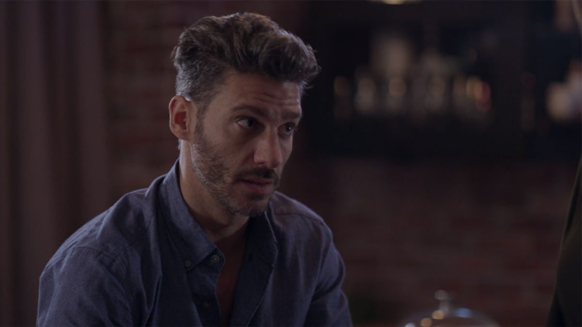 Armando (Erick Elías) em Betty, a Feia em NY