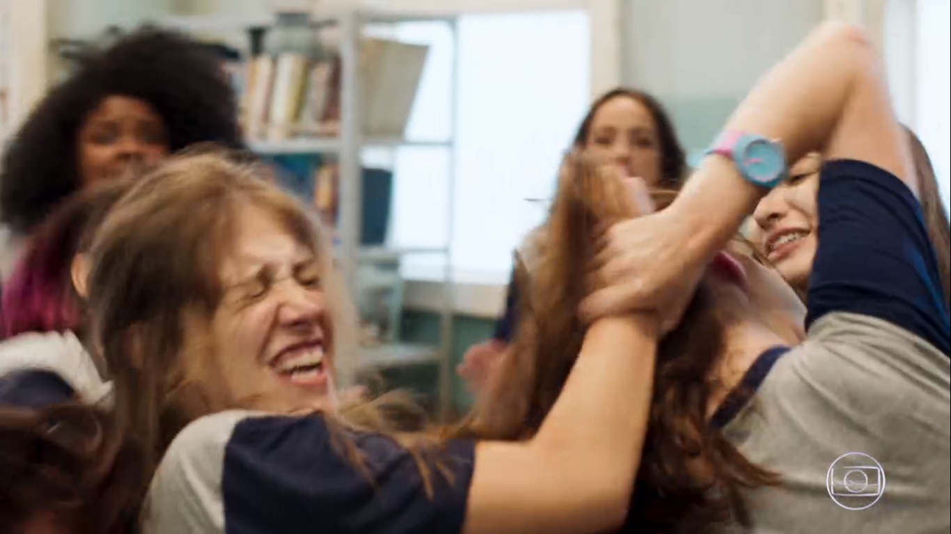 Anjinha (Caroline Dallarosa) e Andressa (Monique Bourscheid) de Malhação – Toda Forma de Amar