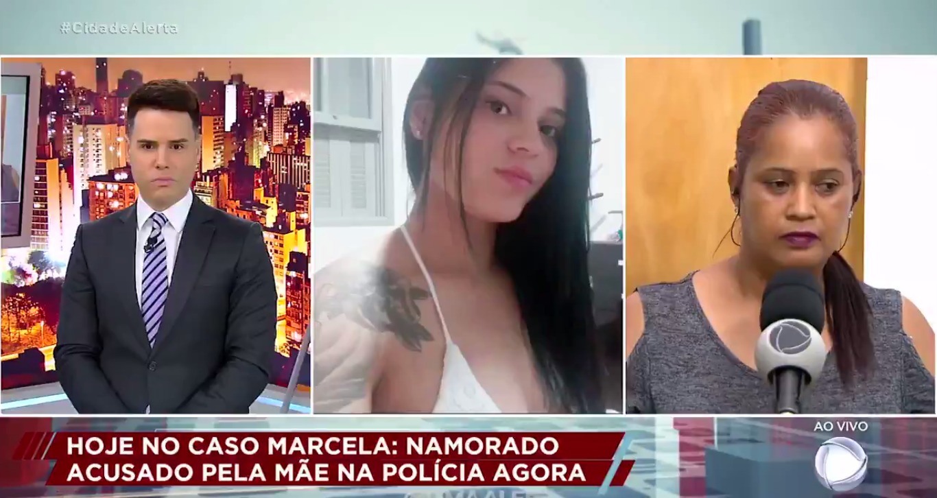 Mulher desmaiou no Cidade Alerta após descobrir culpado pela morte da filha (Reprodução / Twitter)