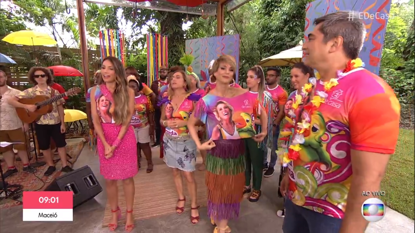 É de Casa homenageou Ana Maria Braga com o bloco Acorda Menina