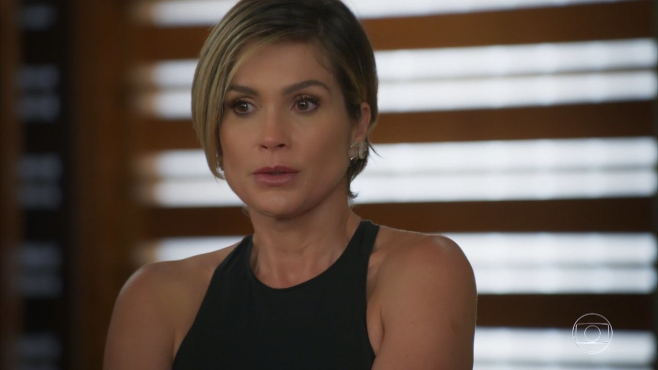 Helena (Flávia Alessandra) em Salve-se Quem Puder
