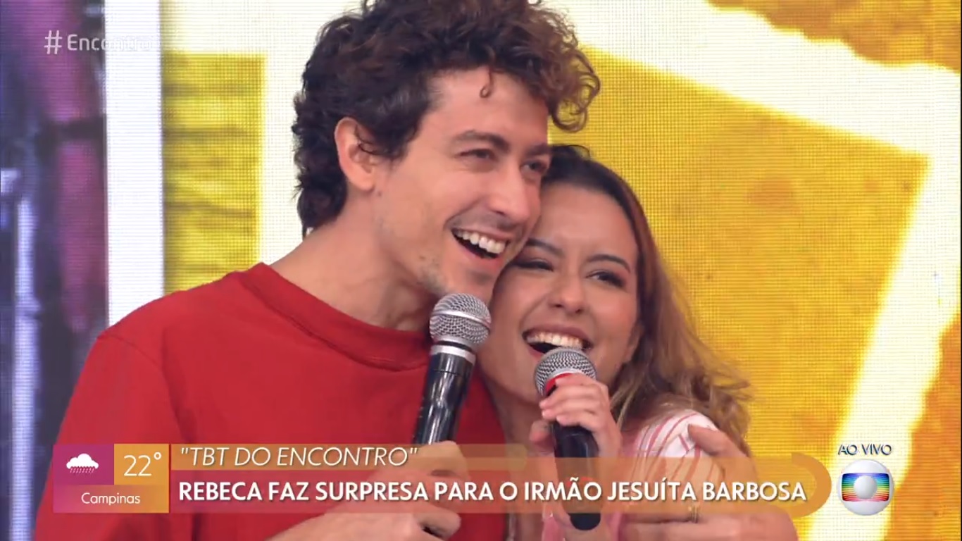 Jesuíta Barbosa e a irmã, Rebeca Maria, no Encontro