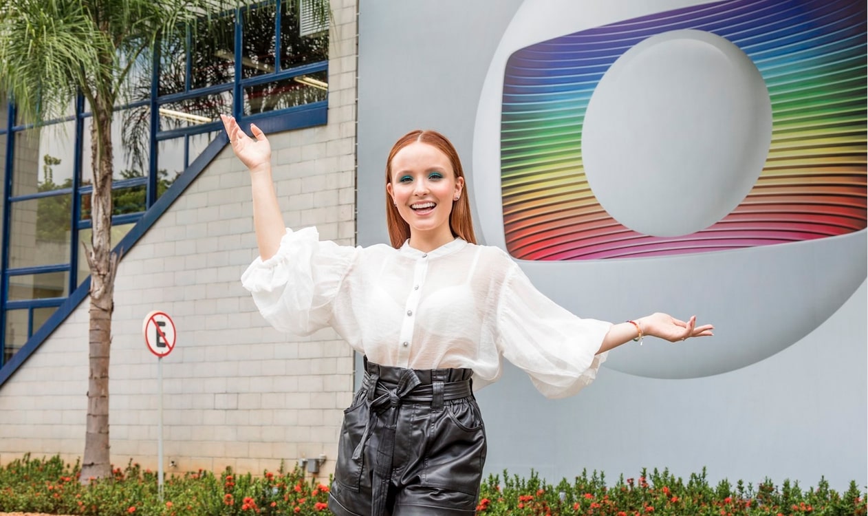 Larissa Manoela: confirmou acerto com a Globo (Reprodução)