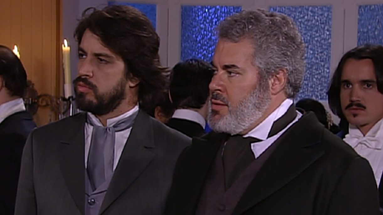 Raimundo (Rômulo Delduque) e Martinho (Cláudio Curi) em A Escrava Isaura
