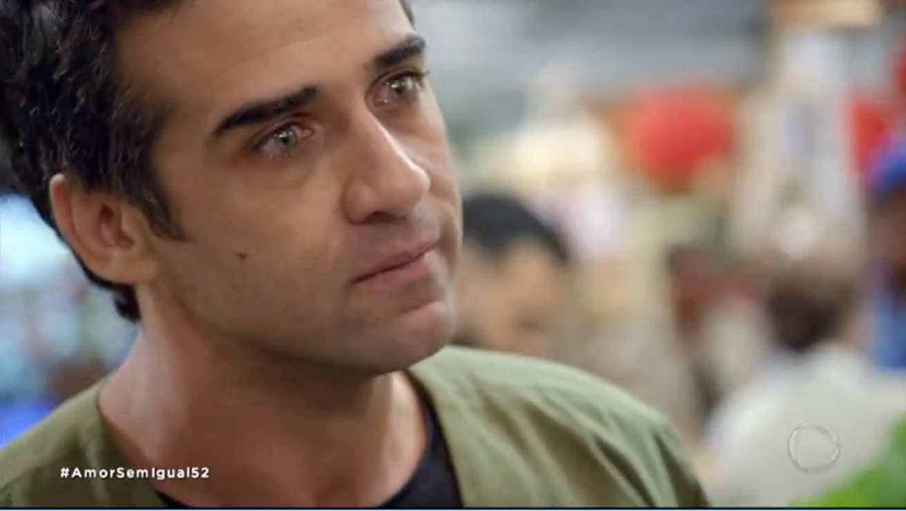 Miguel (Rafael Sardão) em Amor Sem Igual