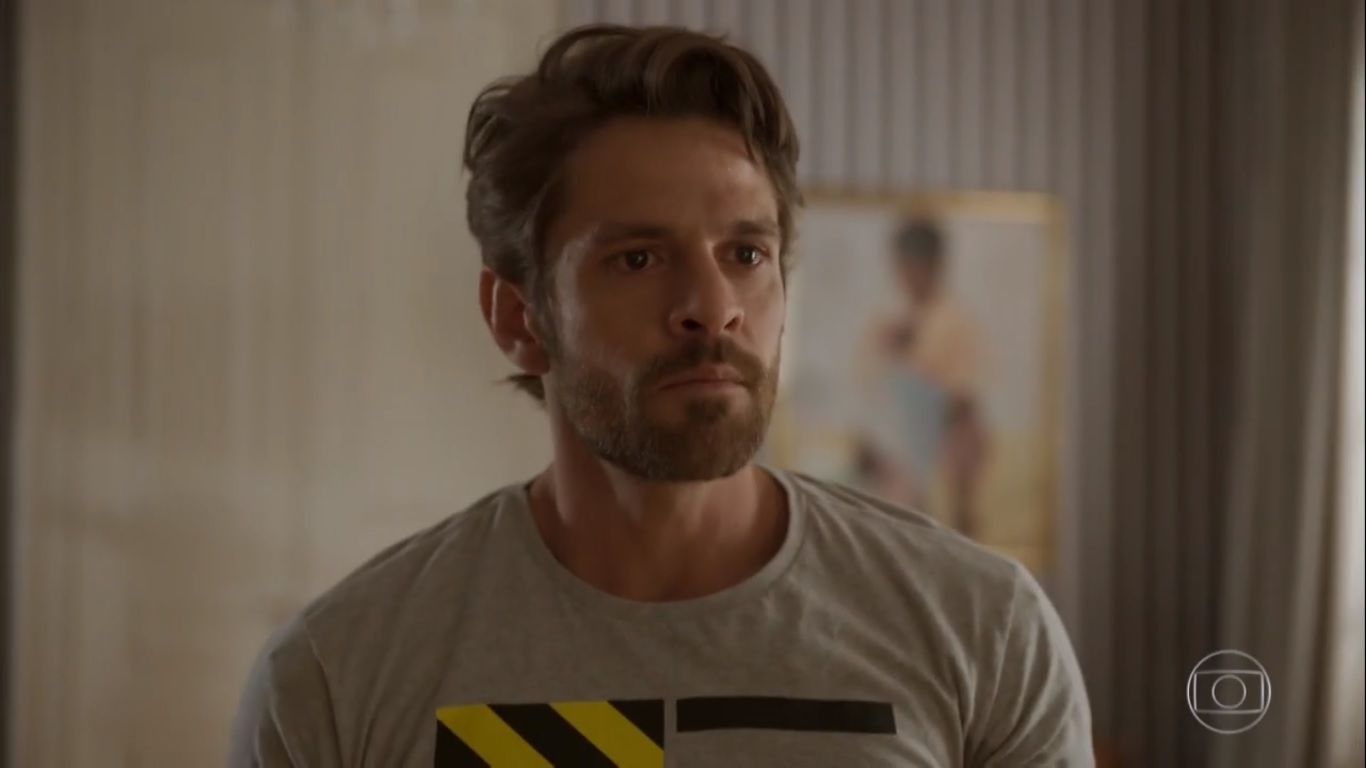 Tales (Alejandro Claveaux) de Amor de Mãe