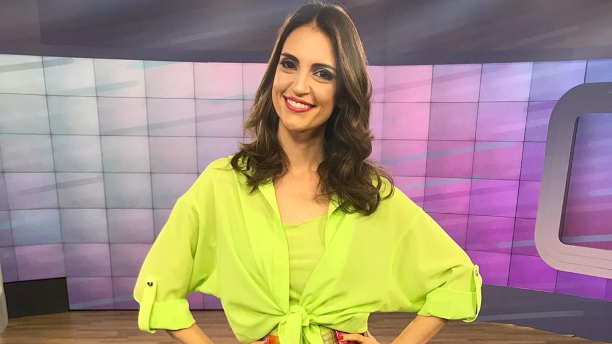 Chris Flores é apresentadora do Fofocalizando no SBT (Reprodução: Instagram)
