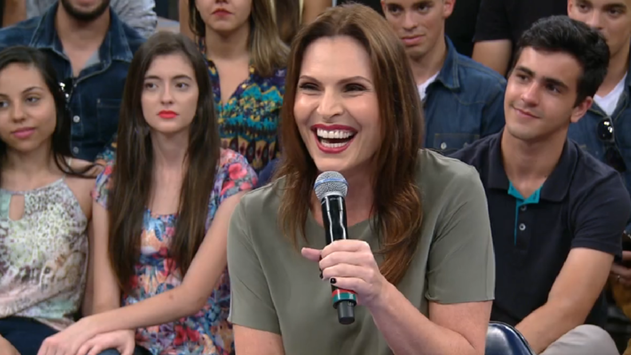 Laura Müller no Altas Horas