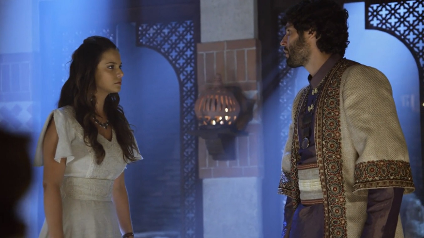 Joana (Milena Toscano) e Asher (Dudu Azevedo) em O Rico e Lázaro