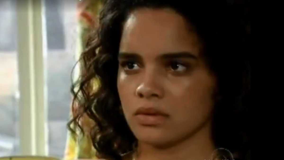 Solange é ameaçada por Baltazar (Reprodução: TV Globo)