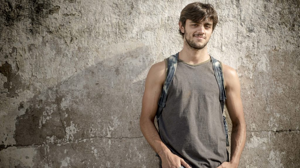 Jonatas (Felipe Simas)