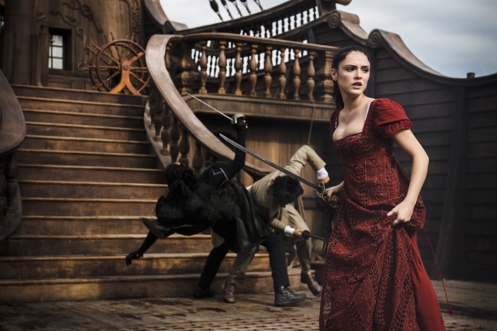 Anna ( Isabelle Drummond )