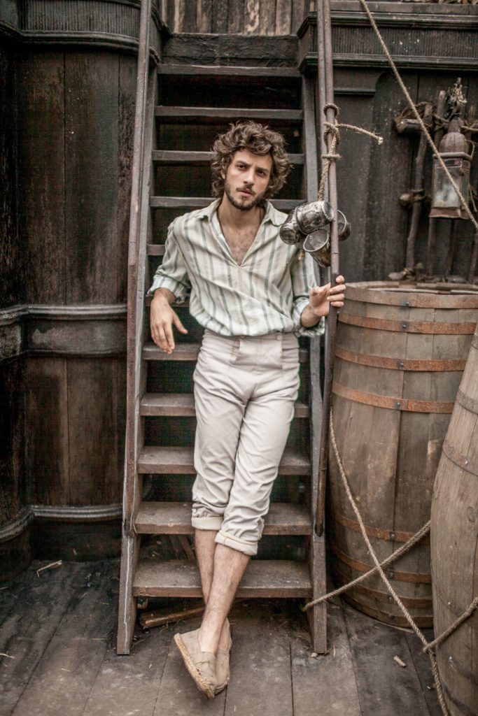 Joaquim ( Chay Suede ) .