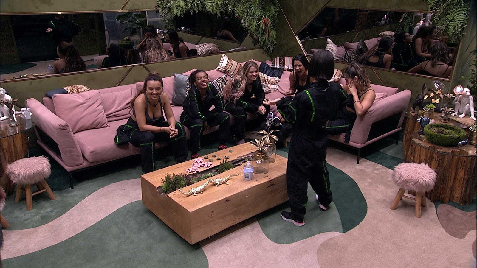 Sisters criticam jeito de Flay no BBB20 (Foto: Reprodução/TVGlobo)