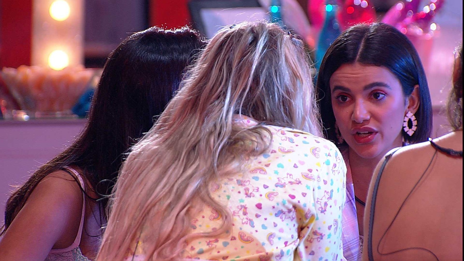 Sisters discutem sobre eliminação de Daniel do BBB20 (Foto: Reprodução/TVGlobo)