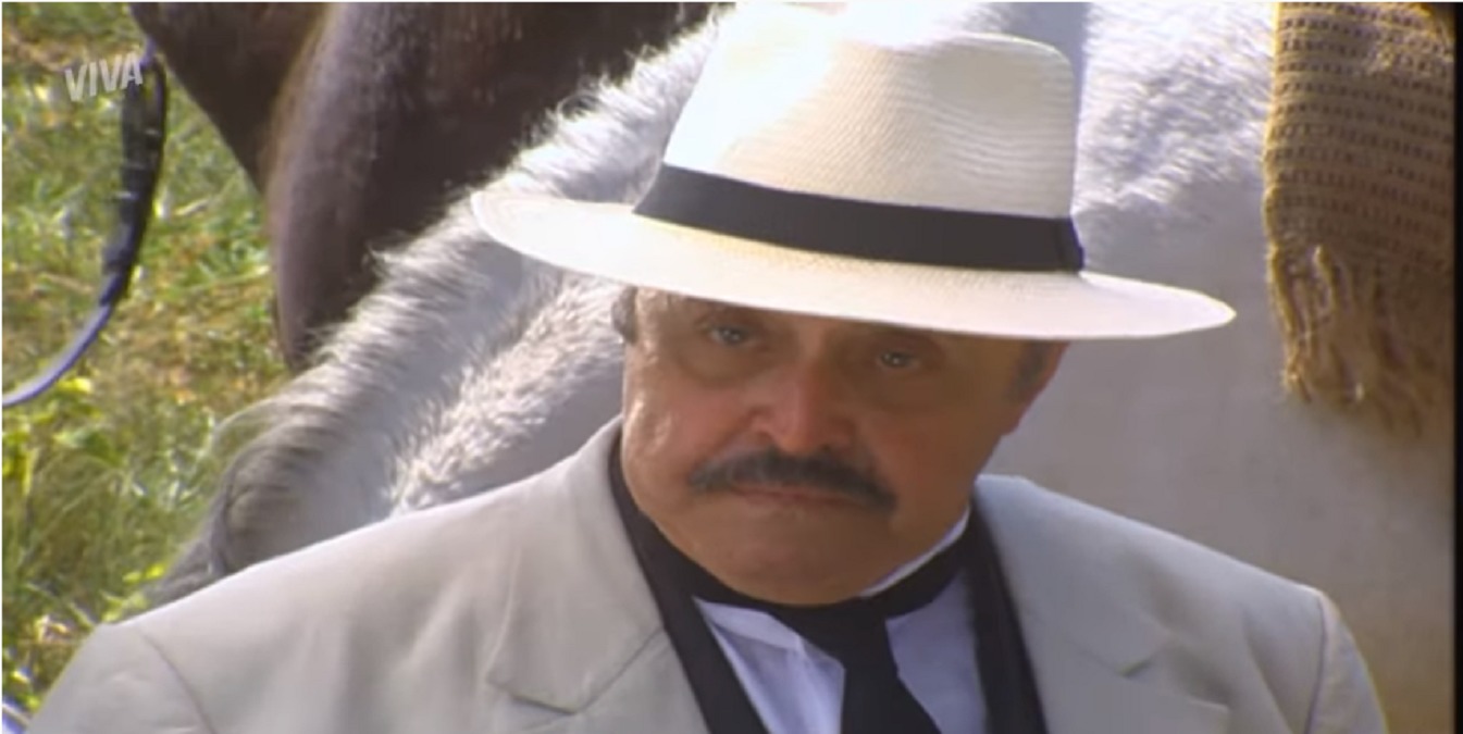 Coronel Justino (Mauro Mendonça) em Cabocla