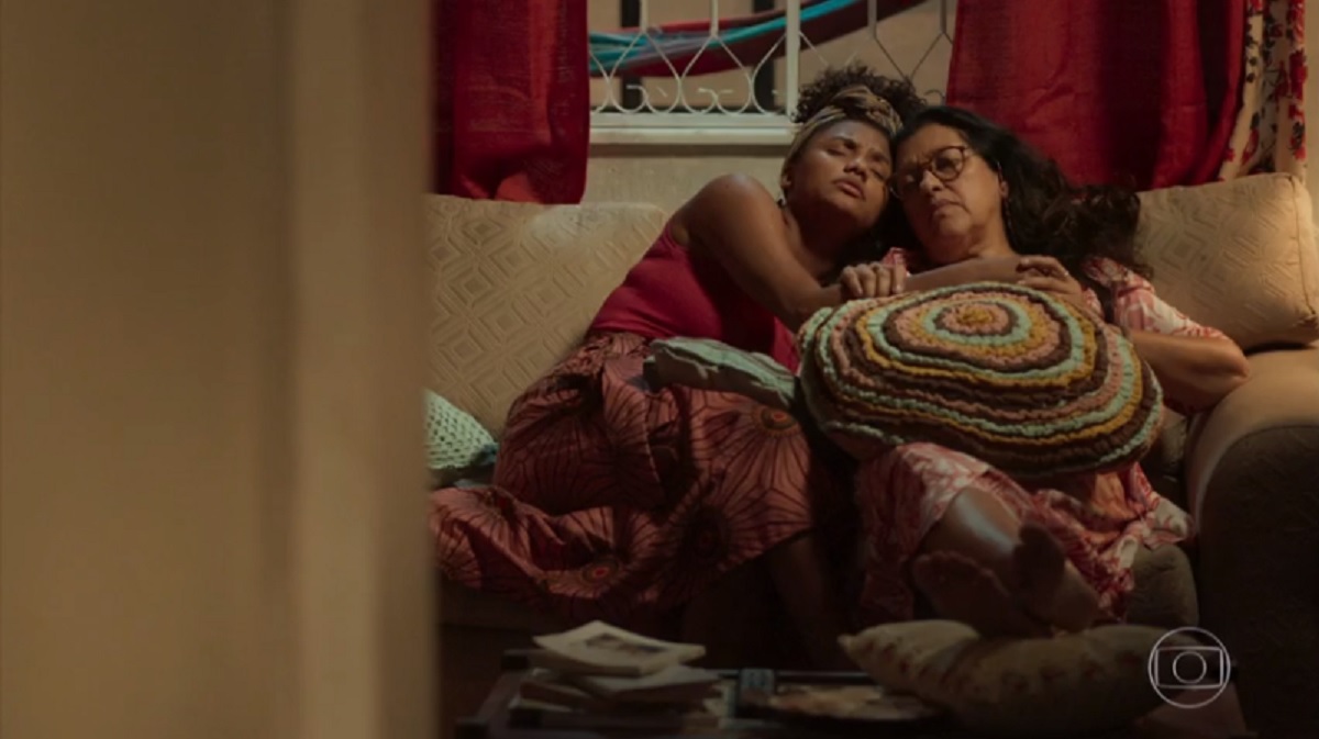 Camila e Lurdes, de Amor de Mãe