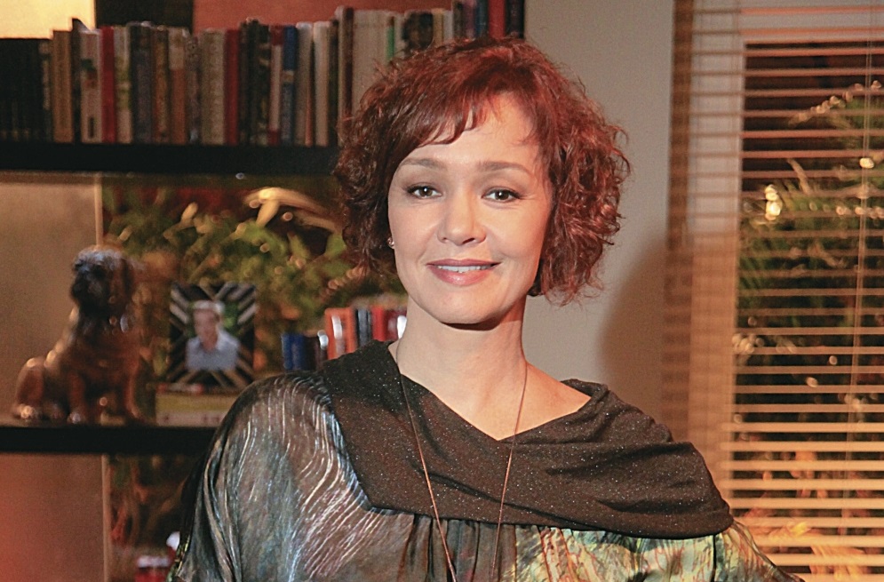 Esther (Julia Lemmertz) de Fina Estampa