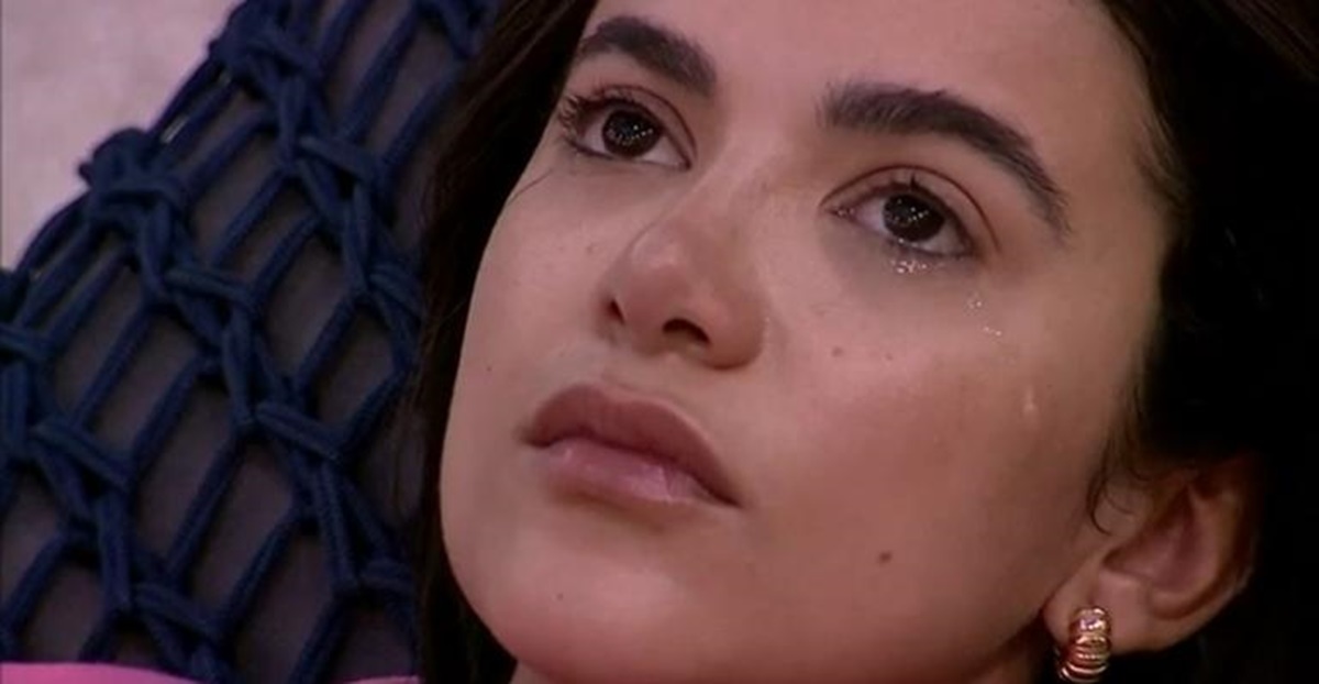 Manu chora no jardim do BBB20 (Reprodução/TVGlobo)