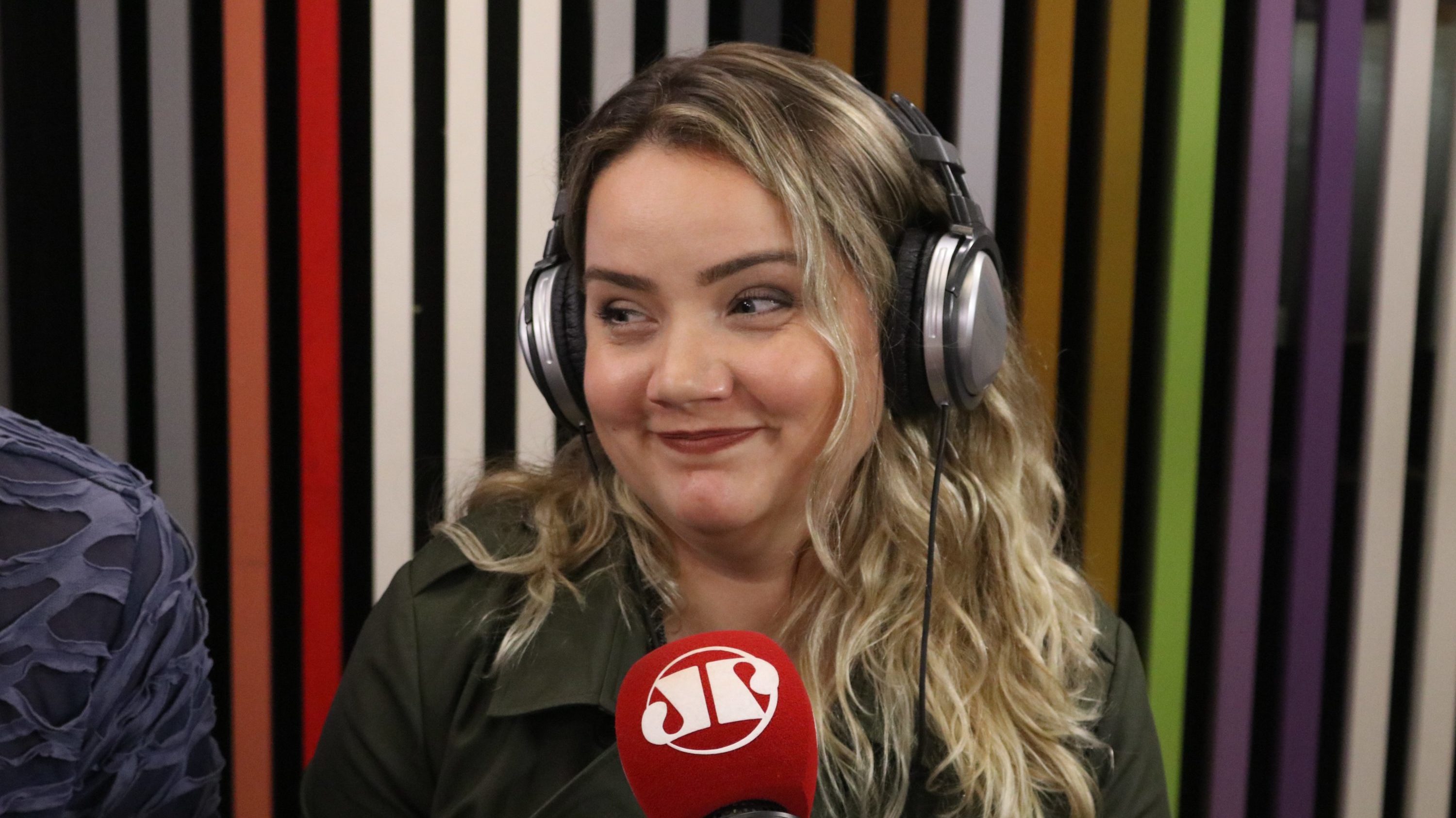 Tatyane Goulart na Rádio Jovem Pan (Johny Drum / Jovem Pan)