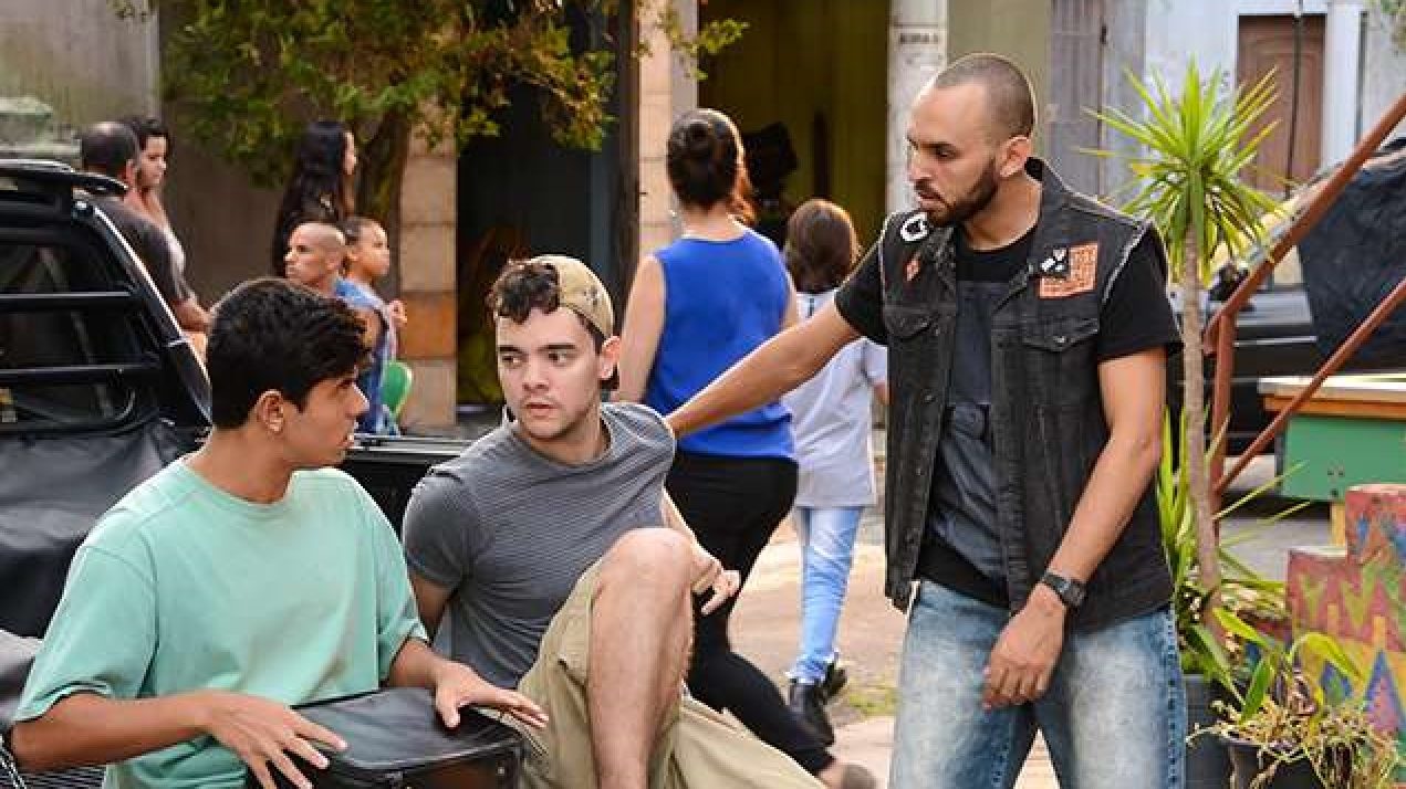 Vyni Takahashi, Luccas Papp e Gil Teles como Zoio, Mosquito e Falcão em As Aventuras de Poliana (Divulgação / SBT)