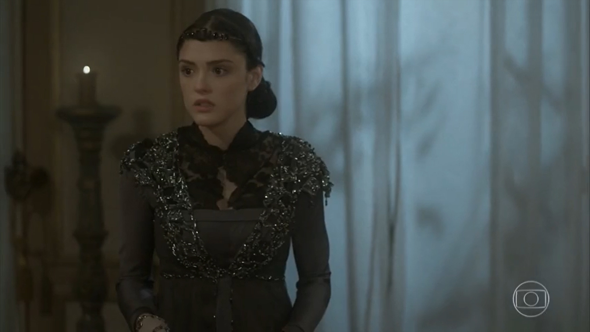 Anna (Isabelle Drummond) em Novo Mundo