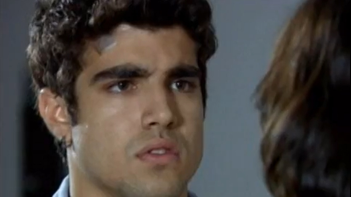 Antenor (Caio Castro) e Patricia (Adriana Birolli) em Fina Estampa