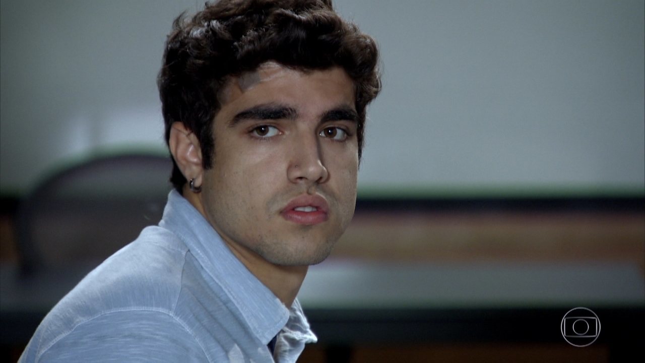 Antenor (Caio Castro) em Fina Estampa