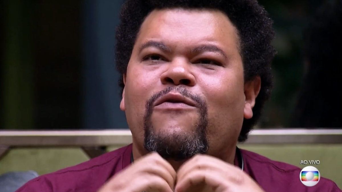 Babu Santana na sala do BBB 20