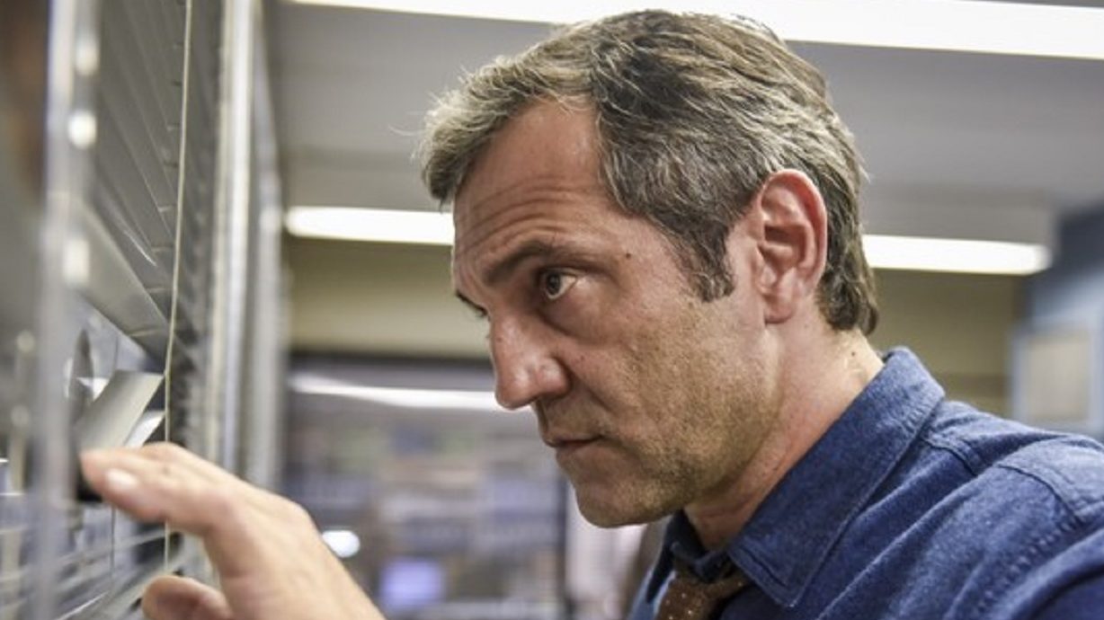 Domingos Montagner como o detetive Espinosa em Romance Policial - Espinosa