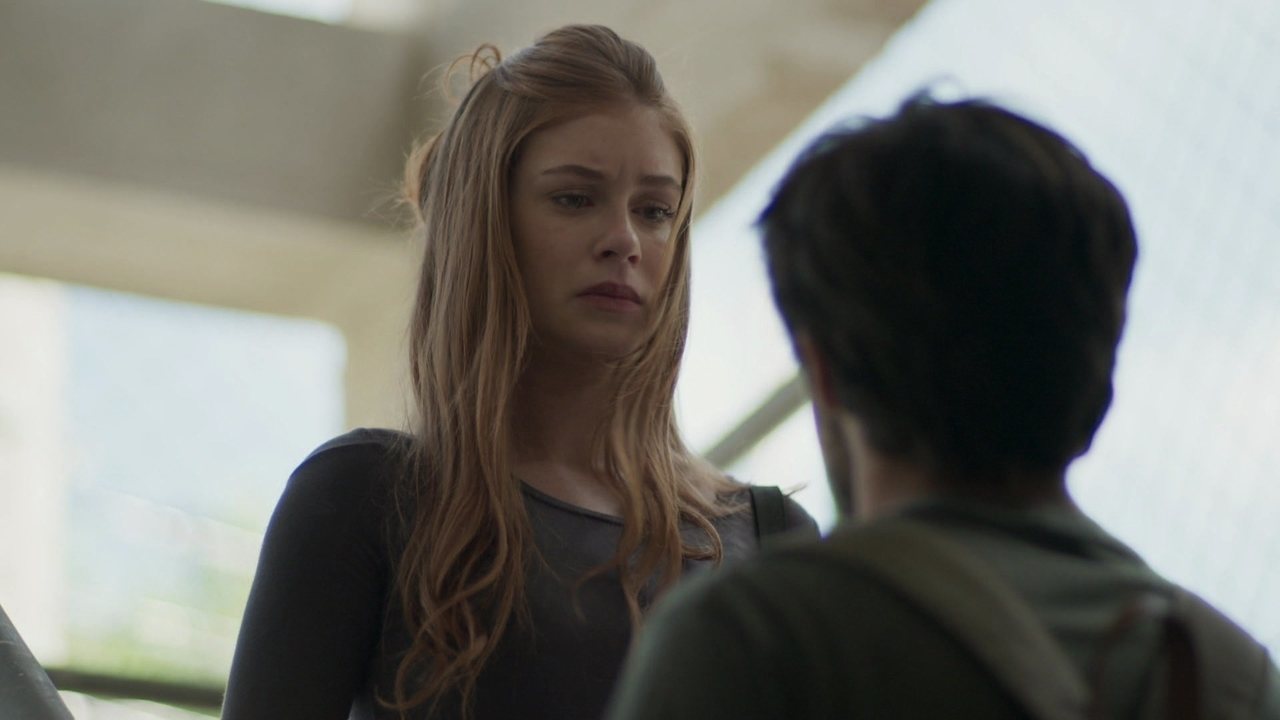 Eliza (Marina Ruy Barbosa) e Jonatas (Felipe Simas) em Totalmente Demais