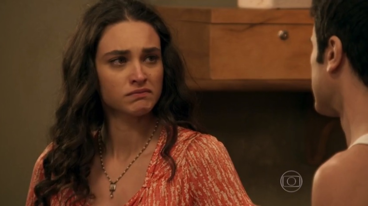 Filomena (Débora Nascimento) e Ernesto (Eriberto Leão) de Êta Mundo Bom!