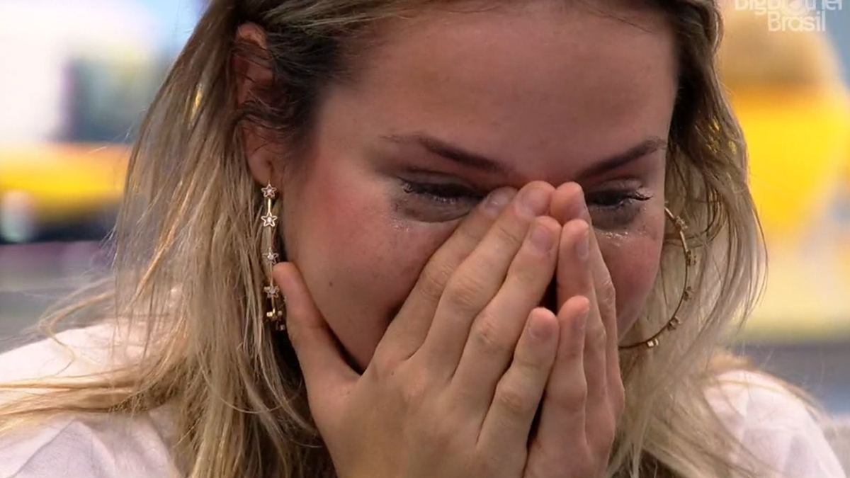 Gabi no almoço do anjo do BBB20