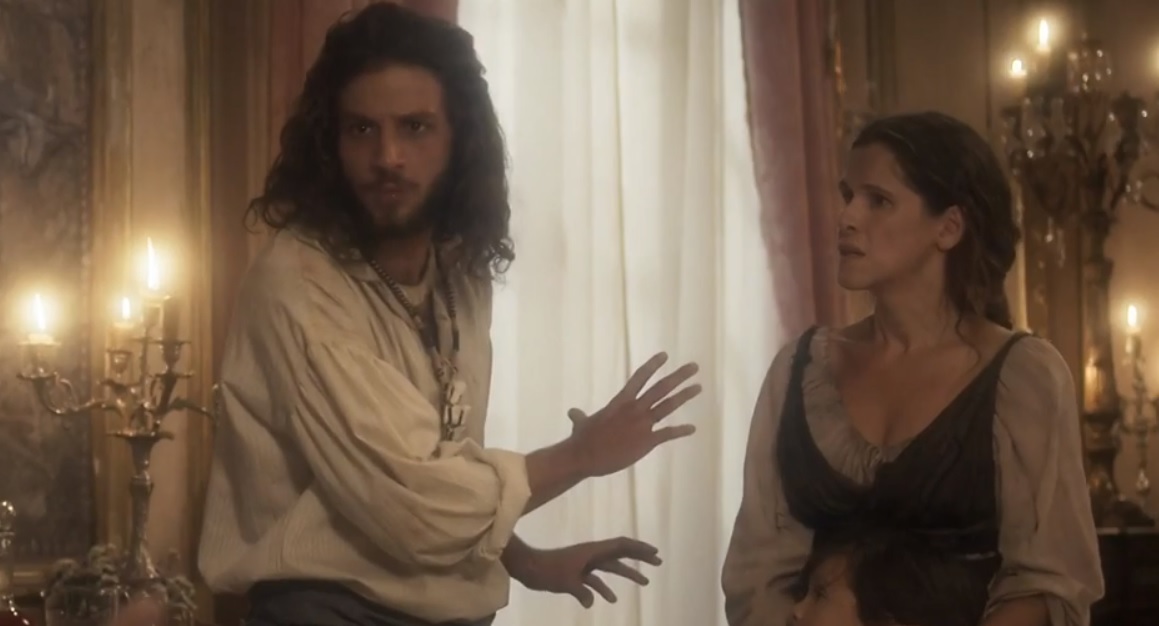Joaquim (Chay Suede) e Elvira (Ingrid Guimarães) de Novo Mundo